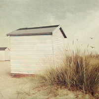 Buy canvas prints of Yarmouth Beach Huts by Lesley Mohamad