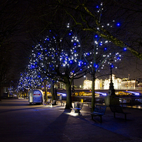 Buy canvas prints of  THE SOUTH BANK AT NIGHT by Brett watson
