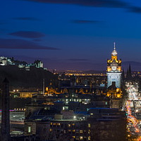 Buy canvas prints of Edinburgh City Scene by Kevin Ainslie