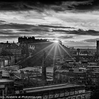 Buy canvas prints of Sun setting beyond Edinburgh Castle by Kevin Ainslie