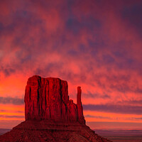 Buy canvas prints of Last Light in Monument Valley by Dave Bowman