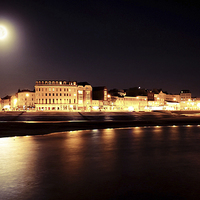 Buy canvas prints of  Margate At Night by Graham Beerling