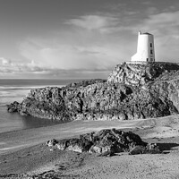 Buy canvas prints of Tŵr Mawr lighthouse, Llanddwyn Island (Black and White) by Keith Douglas