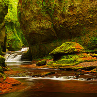Buy canvas prints of The Devil's Pulpit. by Tommy Dickson