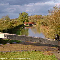Buy canvas prints of Napton Locks, Oxford Canal, Warwickshire by Robin Dengate