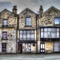 Buy canvas prints of the swan buxton derbyshire by mark lindsay