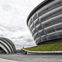 Buy canvas prints of Glasgow Clyde Auditorium & The SSE Hydro by Robert Kelly
