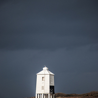 Buy canvas prints of Low Lighthouse, Burnham-on-Sea by 