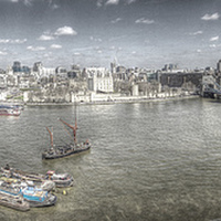 Buy canvas prints of Panorama of London by Andy Huntley