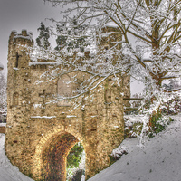 Buy canvas prints of Reigate Castle by Andy Huntley