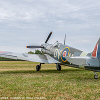 Buy canvas prints of supermarine spitfire by Alan Tunnicliffe