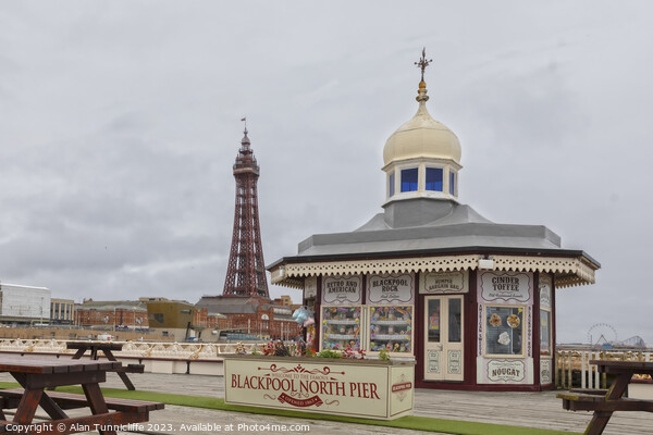 Blackpool Tower Picture Board by Alan Tunnicliffe