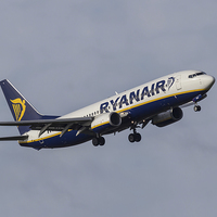 Buy canvas prints of  Ryanair by Alan Tunnicliffe