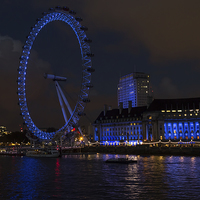 Buy canvas prints of  The eye at night by Alan Tunnicliffe