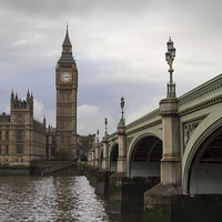 Buy canvas prints of  Westminster bridge and Big Ben by Alan Tunnicliffe