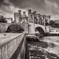 Buy canvas prints of  Conwy Castle by Alan Tunnicliffe