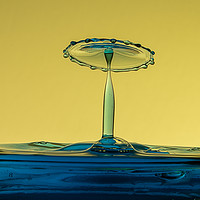 Buy canvas prints of When water droplets collide by Alan Tunnicliffe