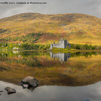Buy canvas prints of Majestic Kilchurn Castle by Alan Tunnicliffe