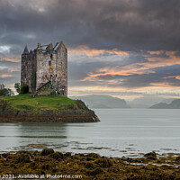 Buy canvas prints of castle stalker scotland by Alan Tunnicliffe