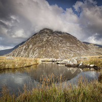 Buy canvas prints of  Pen yr Ole Wen by Christine Smart