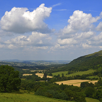 Buy canvas prints of Upper Tarrell Valley by Dai Parker