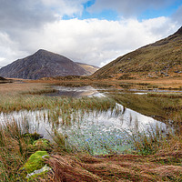 Buy canvas prints of Autumn at Llyn Idwal by Helen Hotson
