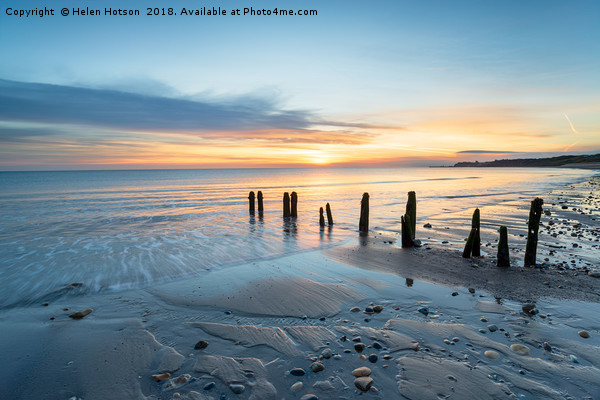 Sunrise at Sandsend Beach in Yorkshire Picture Board by Helen Hotson