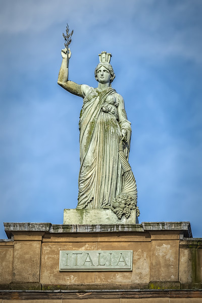 Glasgow Italia Statue Picture Board by Antony McAulay