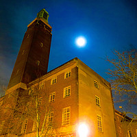 Buy canvas prints of Norwich City Hall at Night, England by Vincent J. Newman