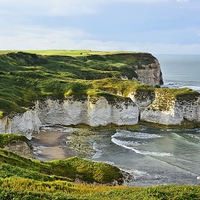 Buy canvas prints of  Selwick's Bay at Flamborough Head by Gisela Scheffbuch