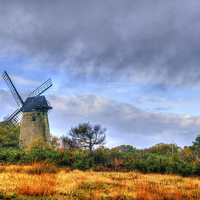 Buy canvas prints of Bidston Windmill by Sue Thomas