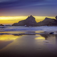 Buy canvas prints of Bedruthan Steps Sunset by Peter Farrington