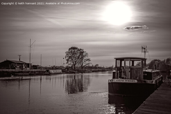 dutch barge at trent lock Picture Board by keith hannant