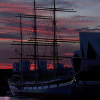 Buy canvas prints of The Tall Ship Glenlee, Glasgow 2014 by Alan Baird