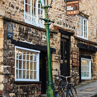 Buy canvas prints of Street Lamp Steep Hill Lincoln Lincolnshire by Pearl Bucknall