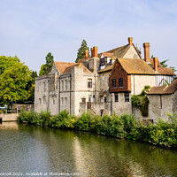 Buy canvas prints of Archbishop Palace and River Medway Kent by Pearl Bucknall