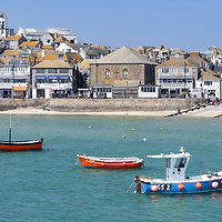 Buy canvas prints of st ives harbour cornwll by Kevin Britland