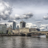 Buy canvas prints of Iconic London by LensLight Traveler