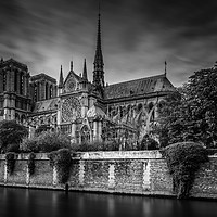 Buy canvas prints of Notre-Dame de Paris  by David Hitchens