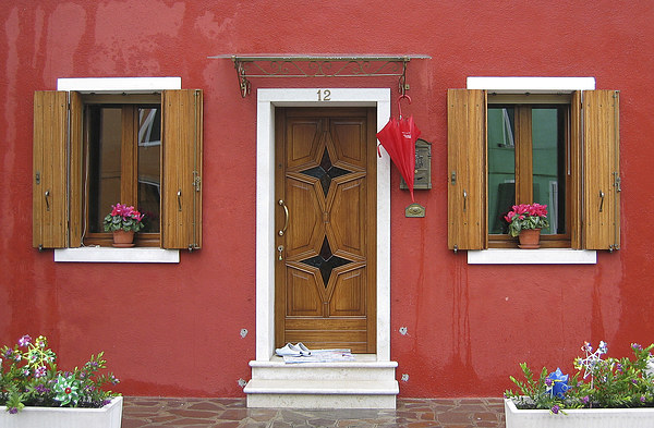 Vibrant Burano House in the Rain Picture Board by Robert Murray