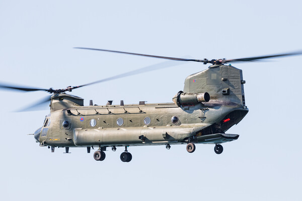 Chinook HC.4/6A displaying Picture Board by Jason Wells