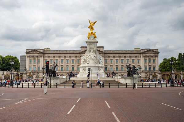 Victoria Memorial in front of Buckingham Palace Picture Board by Jason Wells