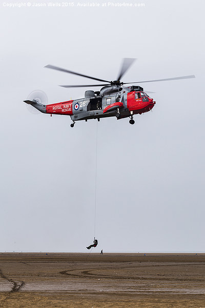Seaking performing a SAR demo at Southport Picture Board by Jason Wells