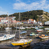 Buy canvas prints of Low tide in Scarborough harbour by Jason Wells