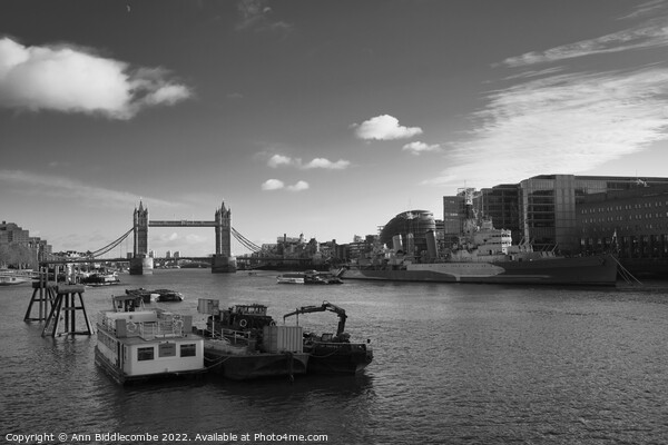 Up the thames towards tower bridge in black and white Picture Board by Ann Biddlecombe