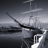 Buy canvas prints of The Tall Ship Glasgow by Stephen Taylor