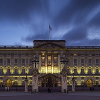 Buy canvas prints of Buckingham palace at night by Stephen Taylor