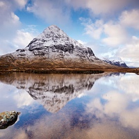Buy canvas prints of  Winter at Buachaille Etive Beag by Stephen Taylor