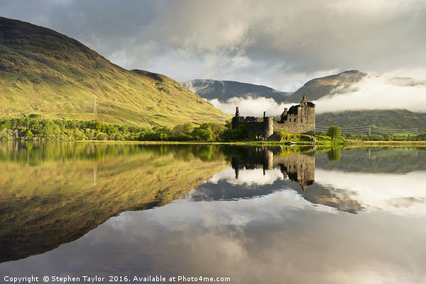 Lit up Kilchurn Picture Board by Stephen Taylor