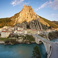 Buy canvas prints of Sisteron by Stephen Taylor